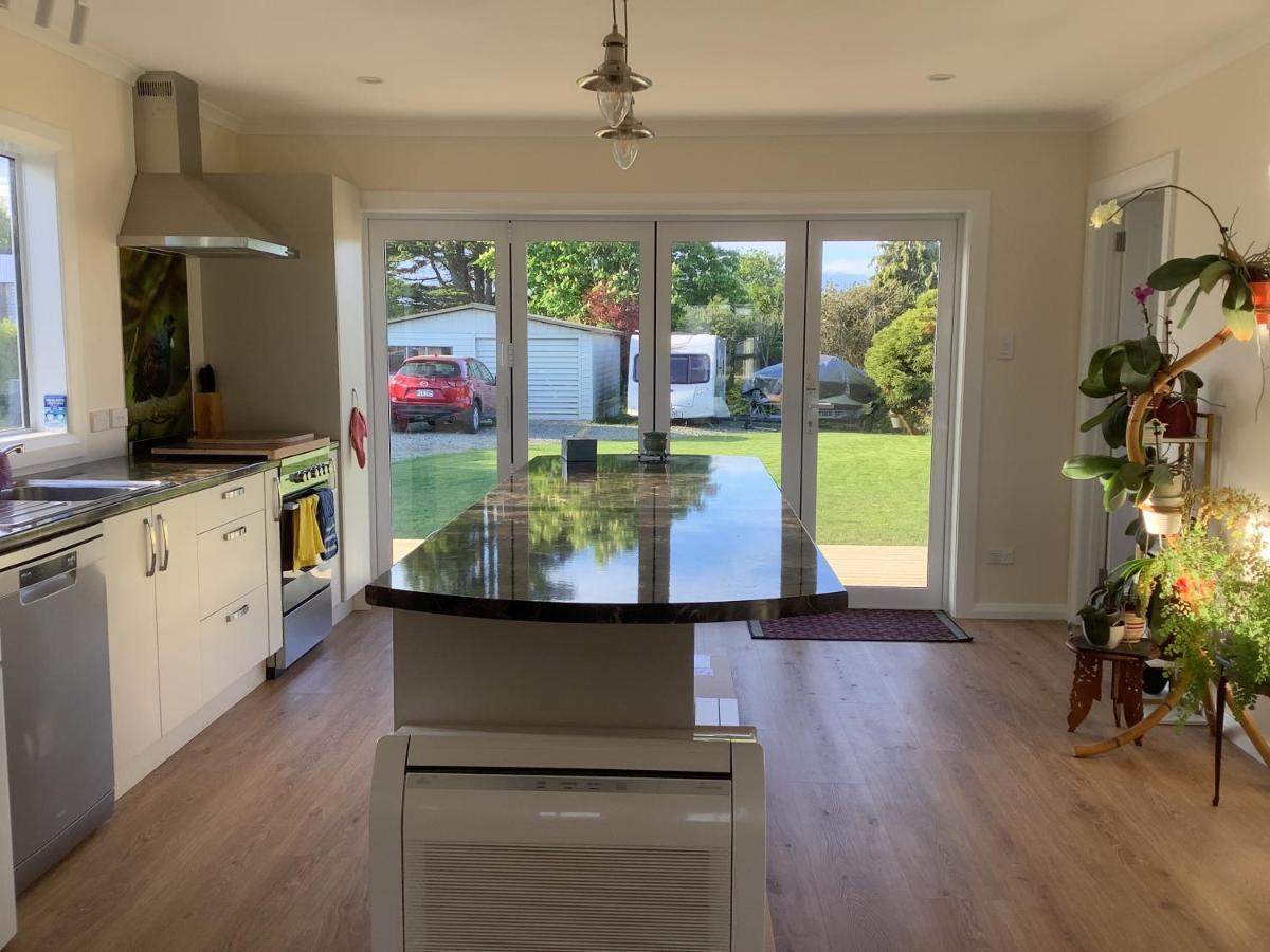 Tui Cottage Hampden 外观 照片