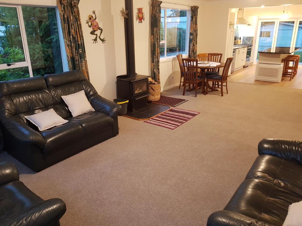 Tui Cottage Hampden 外观 照片